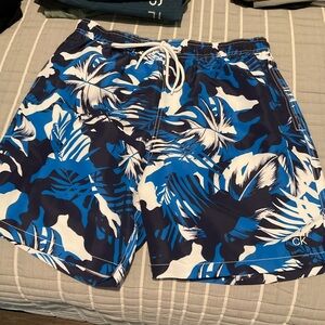 Calvin Klein Men's Blue and White Leaf Print Swim Trunks